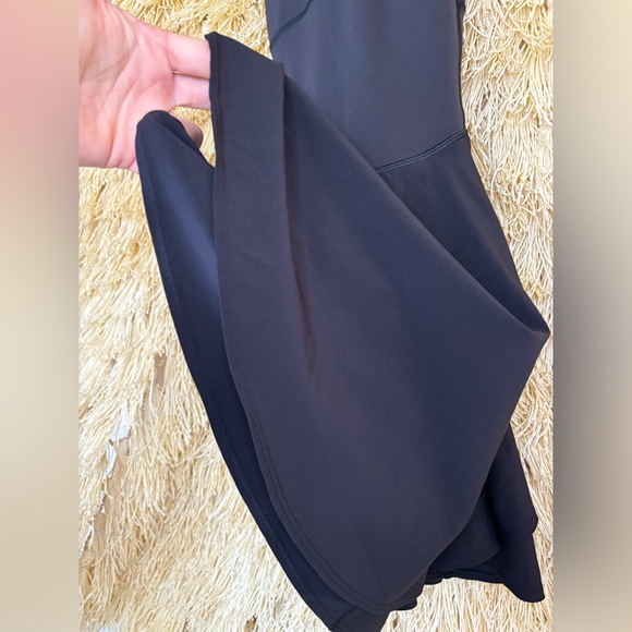 LULULEMON💎UNWORN💎COURT CRUSH DRESS✨Everlux tennis dress & short✨BLACK💎size 4 - Picture 10 of 16